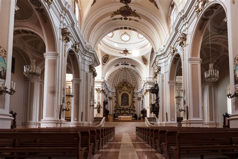 Panoramica interna della Cattedrale di San Giustino a Chieti