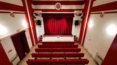 Foto esterna del Teatro Santa Rosa di Carcare