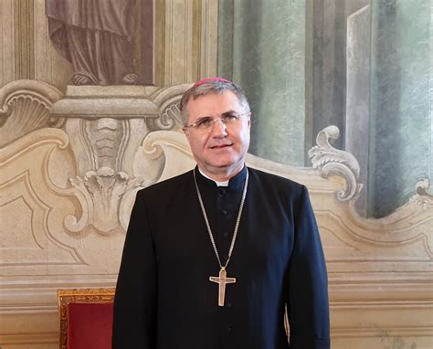 Foto ufficiale dell'Arcivescovo Corrado Lorefice