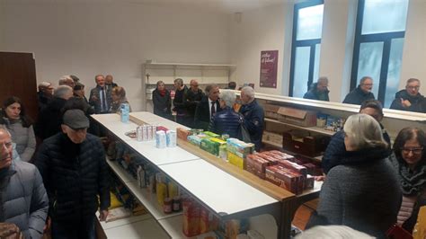 Immagine esterna del nuovo Emporio della Solidarietà a Borgo Roma, Verona