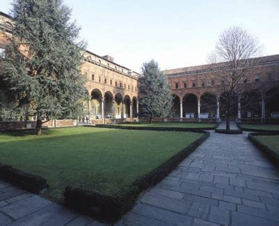 Chiostri del Bramante presso la sede di Milano
