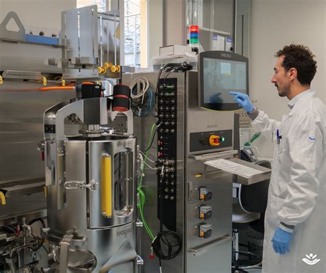 Immagine moderna dei laboratori di ricerca del Bambino Gesù nella sede di San Paolo