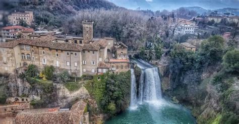 Cascata Grande di Isola del Liri con il borgo circostante
