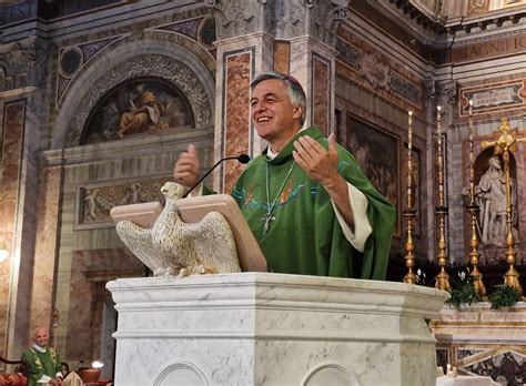 Foto di Don Matteo Calvaresi insieme al Vescovo Gianpiero Palmieri