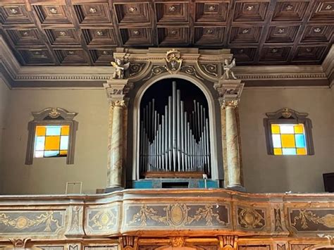 dettaglio dell'organo a canne della Collegiata di San Michele Arcangelo a Città Sant'Angelo