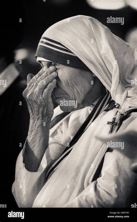 Foto o ritratto di Madre Adele con un'espressione serena