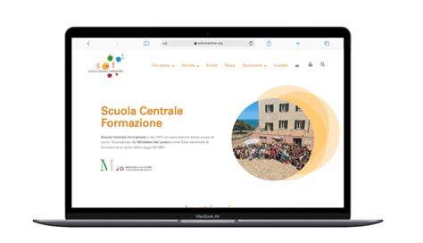 Screenshot di un sito web della CEI con i catechismi