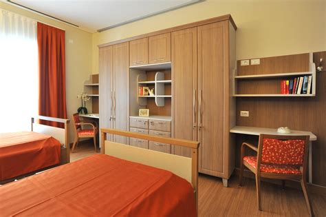 Esempio di camera attrezzata all'interno della residenza per anziani