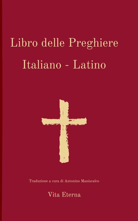 Crocifisso e Rosario tradizionali posti su un libro di preghiere