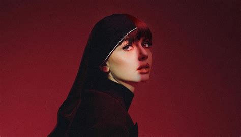 Annalisa nel videoclip di 