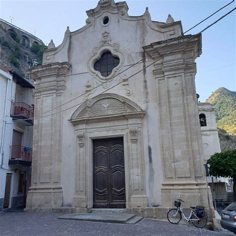 Foto della chiesa di Scilla o di un'adorazione eucaristica