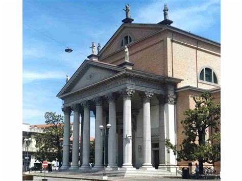 Facciata del Duomo di San Donà di Piave