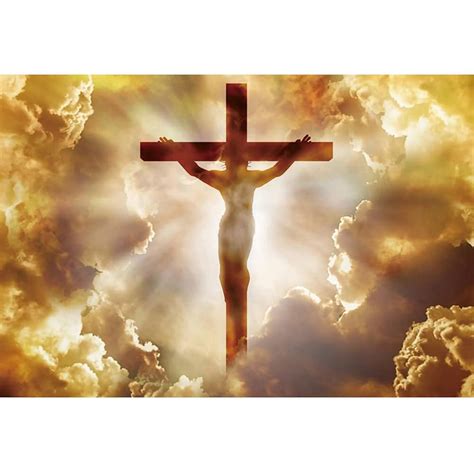 Tematico: Gesù sulla croce, con tenebre sullo sfondo, ma un raggio di luce sul suo volto