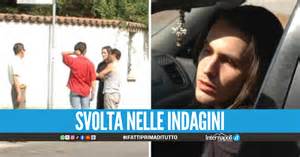 Folla di malati e indemoniati riuniti davanti alla casa di Pietro al tramonto