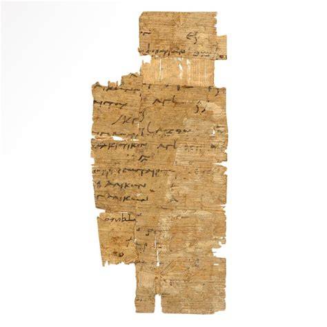 Un frammento di papiro antico con scrittura greca
