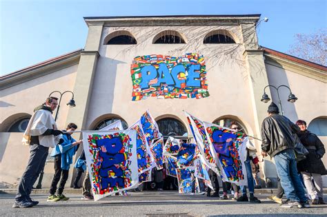 Foto storica del Sermig o di un evento passato come le Tende della Pace negli anni '70