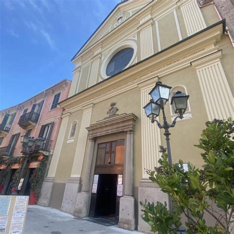 Foto della facciata della Chiesa di San Domenico a Legnano