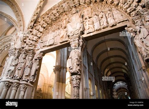 Dettaglio del Portico della Gloria della Cattedrale di Santiago de Compostela