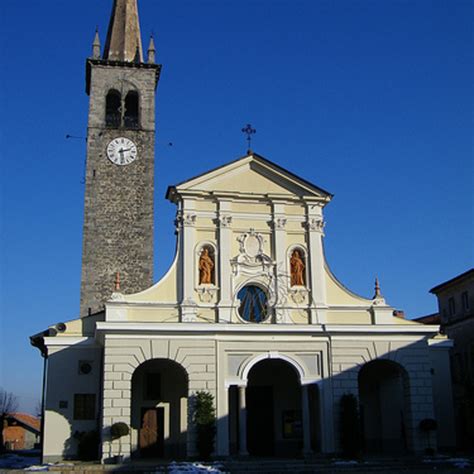 Foto della facciata della Chiesa Maria Santissima Assunta di Puntalazzo