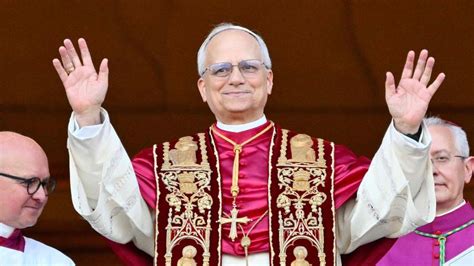 Immagine del Pallio indossato dal Papa