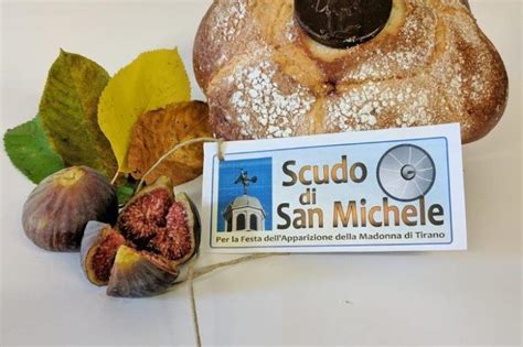 Illustrazione dello Scudo di San Michele, dolce tipico di Tirano