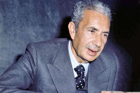 Foto di Aldo Moro in cattedra o con studenti