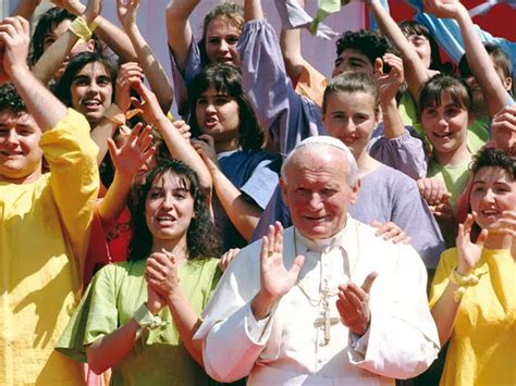 Giovanni Paolo II con i giovani durante una GMG