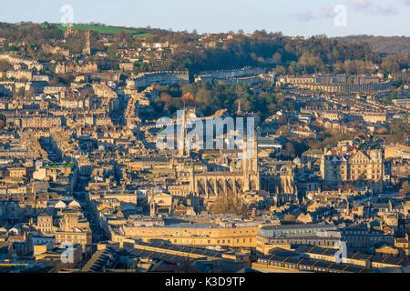 Veduta aerea della città di Bath con l'Abbazia al centro