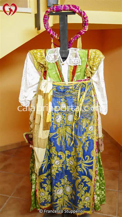 foto di un costume storico dell'esposizione