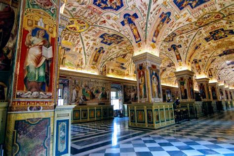 Affreschi della Biblioteca Vaticana che illustrano la sua storia o le sue collezioni