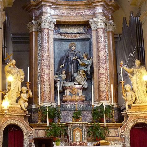 Altare maggiore e statua lignea di San Vitaliano Vescovo