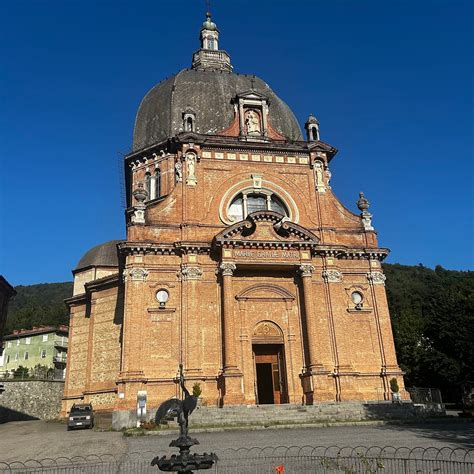Foto aerea o frontale del Santuario di Valsorda che evidenzia la grande cupola
