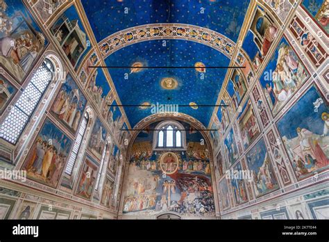 Dettaglio degli affreschi della Cappella del Comune