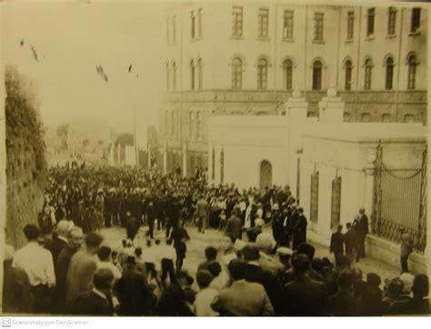 Foto storica dell'ingresso di Mons. De Giuli in diocesi