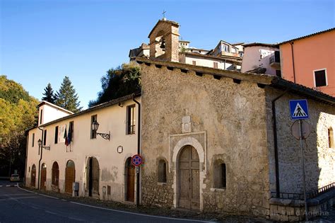 Vista esterna dell'Oratorio della Coronella