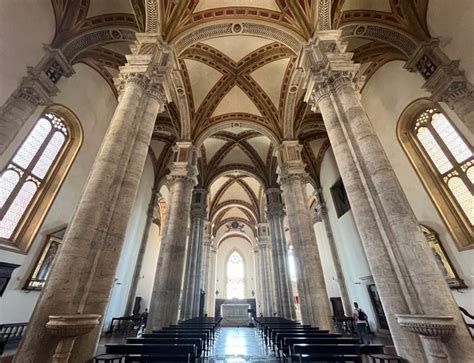 Interno della Cattedrale di Ivrea con la cripta