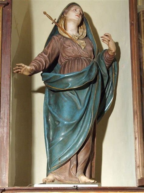 Dettaglio dell'immagine lignea della Madonna di Monteortone