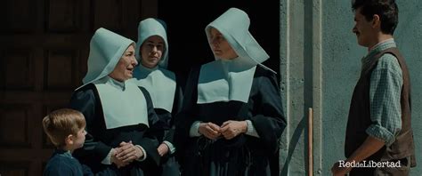 Assumpta Serna nei panni di Suor Helena Studler nel film