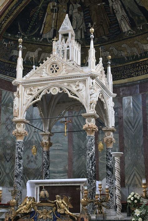 Dettaglio dei mosaici dell'abside e del ciborio di Arnolfo di Cambio