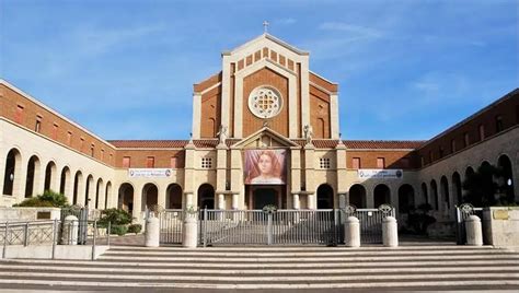 Esterno del Santuario Basilica di
