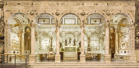 Infografica della Basilica di Sant'Antonio a Padova con evidenziata la posizione della Cappella del Tesoro rispetto all'Altare Maggiore e alla Cappella dell'Arca