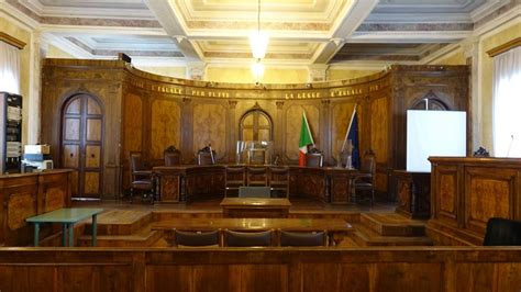 Edificio di un tribunale o corte d'appello in Italia