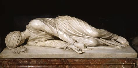 Fotografia della celebre scultura di Santa Cecilia di Stefano Maderno conservata nella Basilica.