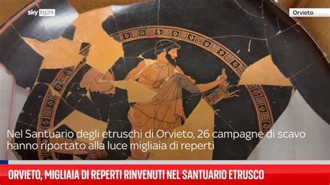 Manufatti scultorei longobardi rinvenuti nel Santuario