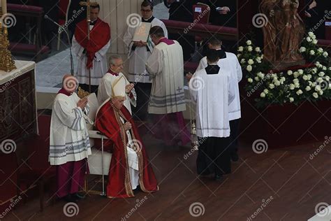 Papa Benedetto XVI celebra la messa a Santiago di Cuba durante la sua visita apostolica del 2012