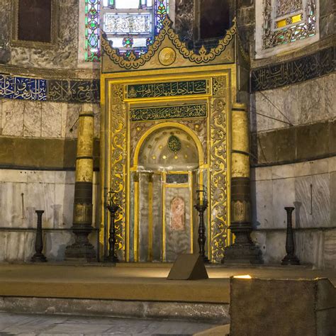 Mihrab riccamente decorato di Santa Sofia
