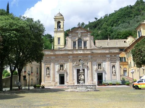 Veduta esterna del Santuario di Nostra Signora della Misericordia a Savona