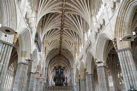 Dettaglio delle volte gotiche della Cattedrale di Exeter