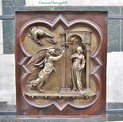 Dettaglio di una formella della Porta Santa raffigurante la cacciata dal Paradiso