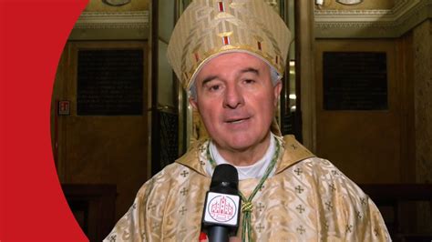 Foto di Monsignor Michele Morandi durante l'annuncio